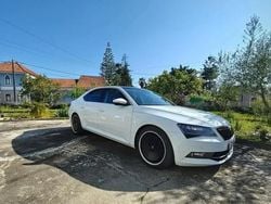Branco Usado 2016 Skoda Superb Citadino | € 12.900