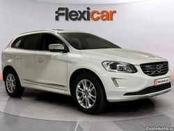 Branco Usado 2016 Volvo XC60 Momentum SUV | € 20.980 (Preço justo)