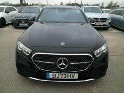 Preto obsidian Usado 2024 Mercedes E220 Avantgarde | € 59.900 (Caro)