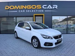 Branco Usado 2018 Peugeot 308 Style Citadino | € 14.000 (Preço justo)