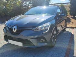 Cinzento Usado 2023 Renault Clio V Citadino | € 15.330 (Bom preço)