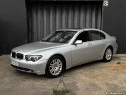 Cinza Usado 2002 BMW 735 Sedan | € 11.490