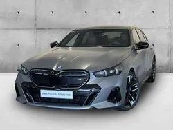 Bmw individual cinza frozen pure Usado 2023 BMW i5 Comfort Edition Sedan | € 96.900 (Preço justo)