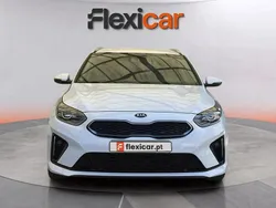 Branco Usado 2022 Kia Ceed Sportswagon Carrinha | € 20.490 (Preço justo)