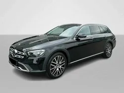 Preto Usado 2022 Mercedes E220 Avantgarde Carrinha | € 69.900