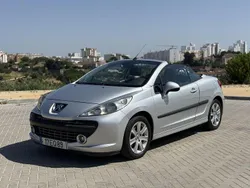 Usado 2007 Peugeot 207 CC Cabrios | € 4.750 (Super Preço)