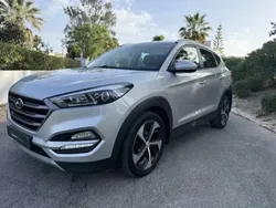 Cinza prata Usado 2018 Hyundai Tucson Premium SUV | € 17.699 (Bom preço)