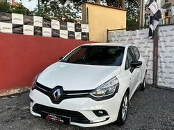 Branco Usado 2019 Renault Clio IV LIMITED Citadino | € 12.400 (Preço elevado)