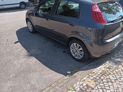 Usado 2008 Fiat Punto Sedan | € 3.250