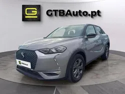 Cinzento Usado 2022 DS Automobiles DS3 Crossback SUV | € 24.499 (Preço justo)