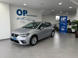 Cinzento Usado 2022 Seat Ibiza Style | € 14.950 (Preço justo)