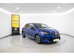 Azul Usado 2023 Renault Clio V Techno | € 17.130 (Preço justo)