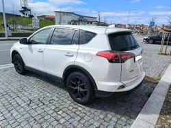 Branco Usado 2018 Toyota RAV4 Hybrid SUV | € 22.900 (Preço justo)