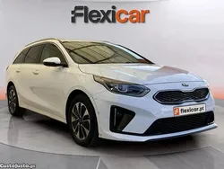 Branco Usado 2022 Kia Ceed Sportswagon Carrinha | € 20.490 (Preço justo)