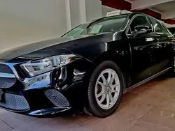 Preto Usado 2020 Mercedes A180 Style Citadino | € 20.950 (Bom preço)