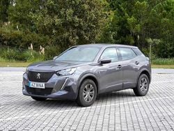 Cinzento Usado 2023 Peugeot 2008 SUV | € 18.900 (Preço justo)