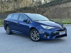 Usado 2016 Toyota Avensis Sedan | € 11.900