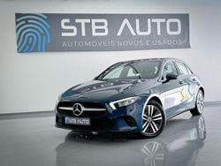 Azul Usado 2021 Mercedes A250 Style | € 28.850 (Preço justo)