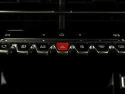 Usado 2024 Peugeot 2008 Allure SUV | € 22.999 (Preço justo)