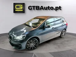 Cinza Usado 2021 BMW 225 Active Tourer iPerformance Monovolume | € 27.900