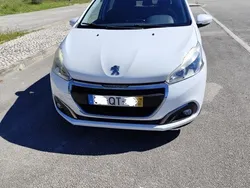 Usado 2016 Peugeot 208 Citadino | € 7.600 (Super Preço)