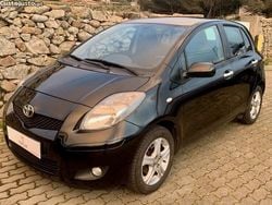 Preto Usado 2011 Toyota Yaris Comfort | € 7.950 (Preço justo)
