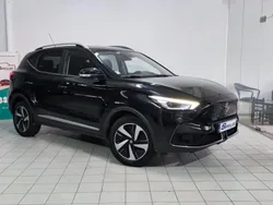 Preto Usado 2022 MG ZS Comfort Sedan | € 23.900 (Preço justo)