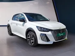 Branco Novo 2025 Peugeot e-208 GT Citadino | € 36.490