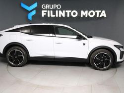 Branco Novo 2025 Peugeot e-408 GT SUV | € 42.990