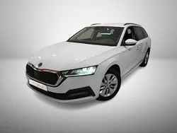 Branco Usado 2021 Skoda Octavia Ambition Carrinha | € 19.490 (Preço justo)