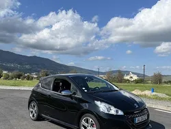 Usado 2015 Peugeot 208 GTi Citadino | € 11.999 (Preço justo)