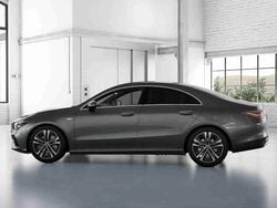 Cinzento Novo 2025 Mercedes CLA250e Sedan | € 55.725 (Preço justo)