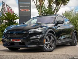 Preto Usado 2021 Ford Mustang Mach-E Premium SUV | € 28.800 (Super Preço)