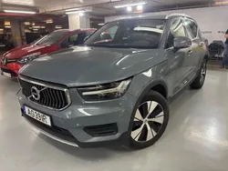 Cinza Usado 2021 Volvo XC40 Inscription SUV | € 31.700 (Preço justo)