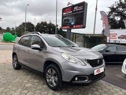 Cinza Usado 2016 Peugeot 2008 Style SUV | € 13.490 (Preço justo)