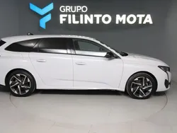 Branco Usado 2024 Peugeot 308 Allure | € 27.990 (Bom preço)