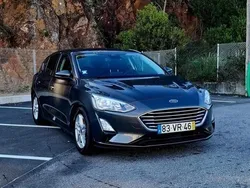 Cinzento Usado 2018 Ford Focus Carrinha | € 9.990 (Preço justo)