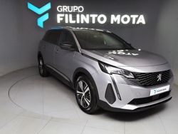 Cinzento Usado 2024 Peugeot 5008 Allure Monovolume | € 30.290 (Preço justo)