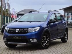 Azul Usado 2020 Dacia Sandero Comfort Citadino | € 9.990