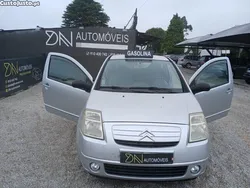 Cinza Usado 2004 Citroën C2 Citadino | € 3.250 (Preço justo)