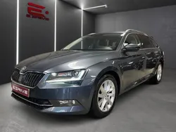 Cinza Usado 2018 Skoda Superb Ambition Sedan | € 17.480 (Preço justo)