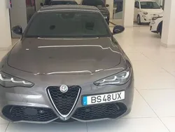 Cinza Usado 2025 Alfa Romeo Giulia Ti Sedan | € 52.500