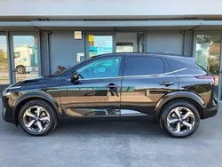 Preto Usado 2023 Nissan Qashqai SUV | € 24.900 (Bom preço)