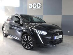 Preto Usado 2022 Peugeot e-208 GT-line Citadino | € 18.990 (Preço justo)