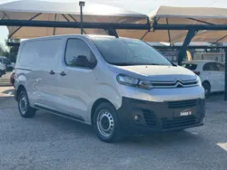 Cinzento Usado 2017 Citroën Jumpy Monovolume | € 17.990 (Bom preço)