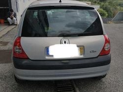 Usado 2002 Renault Clio II Sedan | € 3.000 (Preço justo)