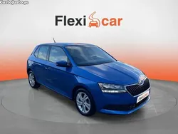 Branco Usado 2021 Skoda Fabia Ambition | € 12.390 (Bom preço)