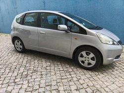 Cinzento Usado 2010 Honda Jazz Citadino | € 6.850 (Preço justo)