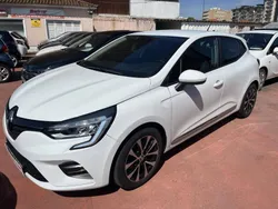 Branco Usado 2020 Renault Clio V LIMITED | € 13.990 (Preço justo)