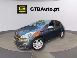 Cinzento Usado 2017 Peugeot 208 Style Citadino | € 9.999 (Preço justo)